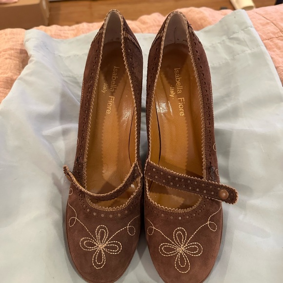 Isabella Fiore Shoes - Isabella Fiore Brown Suede Mary Jane Heels with Floral Stitching